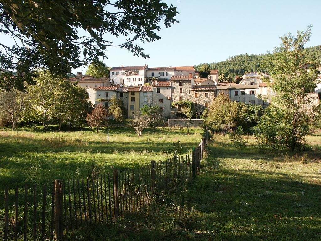 Chambres D'Hotes Lou-Rey Le Collet-de-Dèze Exteriör bild